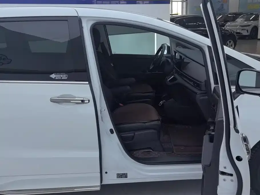 Honda Odyssey — фото 10