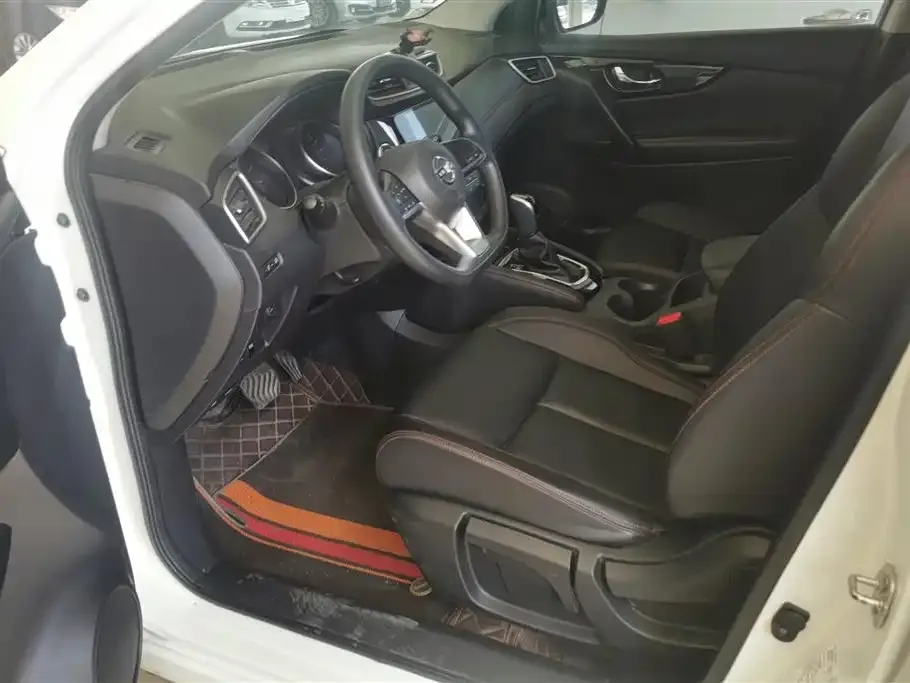Nissan Qashqai — фото 2