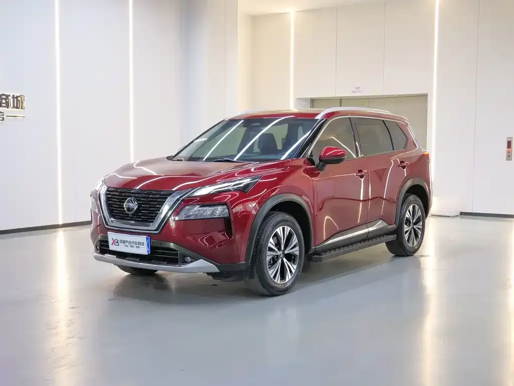 Nissan X-Trail — фото 1