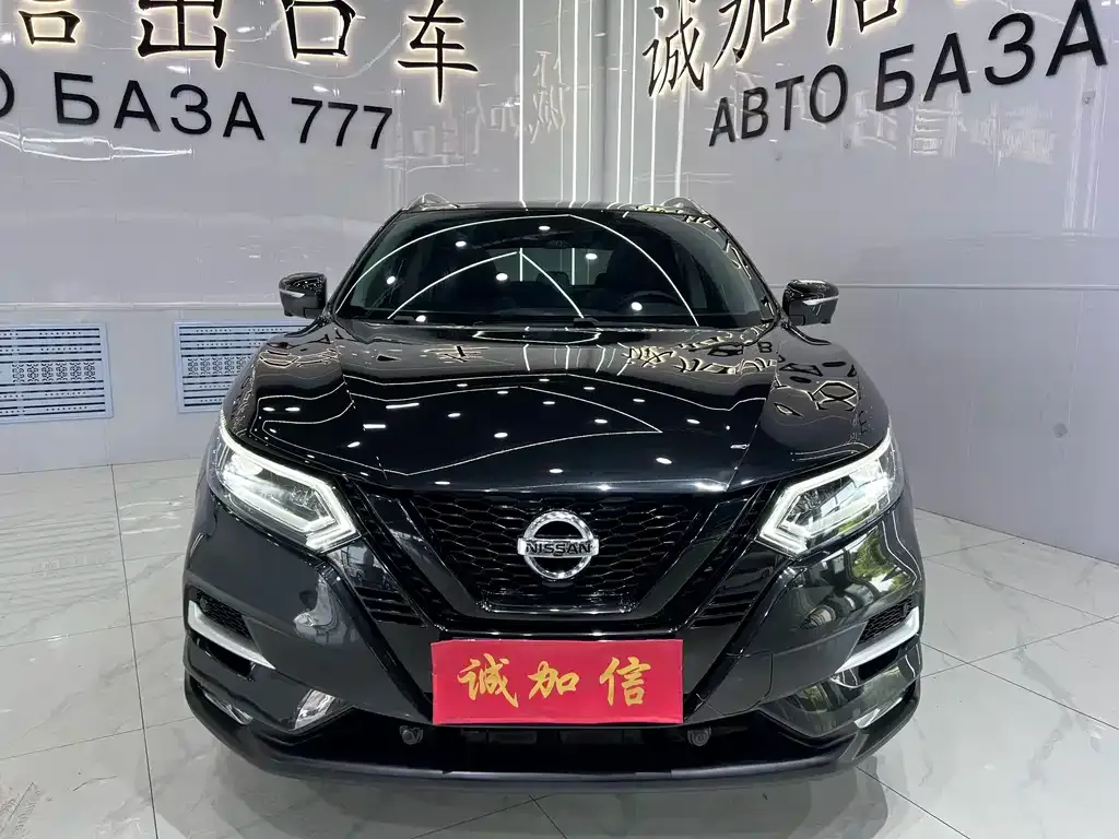 Nissan Qashqai — фото 5
