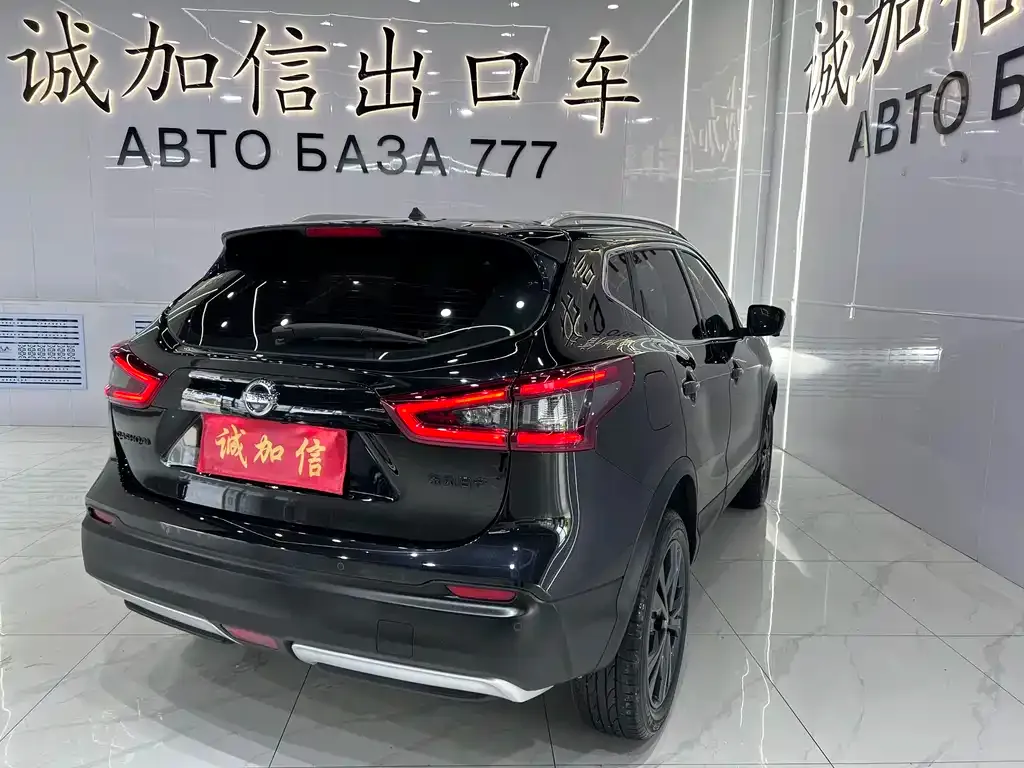Nissan Qashqai — фото 4