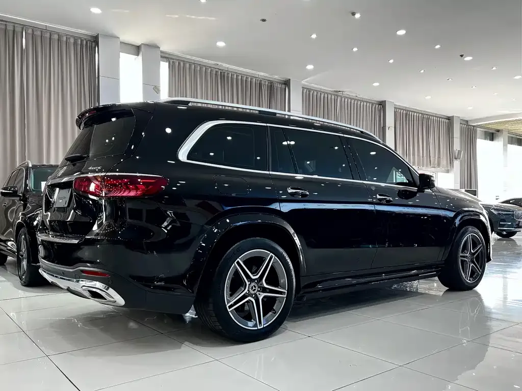 Mercedes-Benz GLS — фото 5