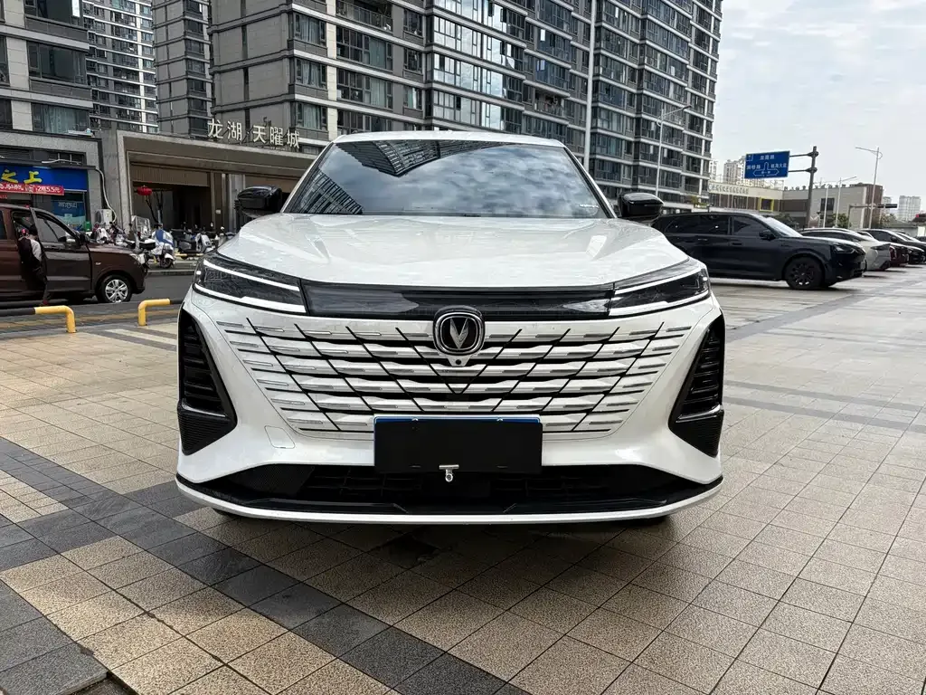 Changan CS75PLUS — фото 6