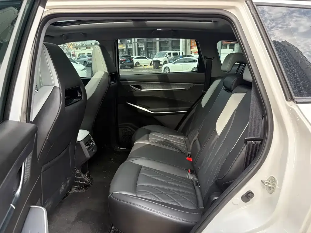 Changan CS75PLUS — фото 2