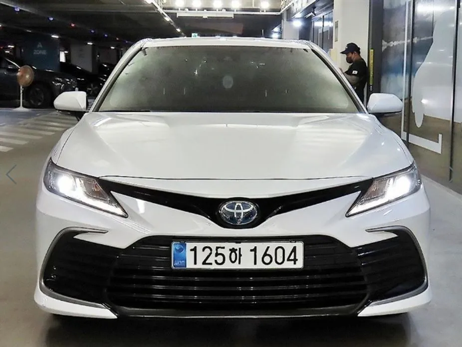 Toyota Camry 2023 из KR, фото 10