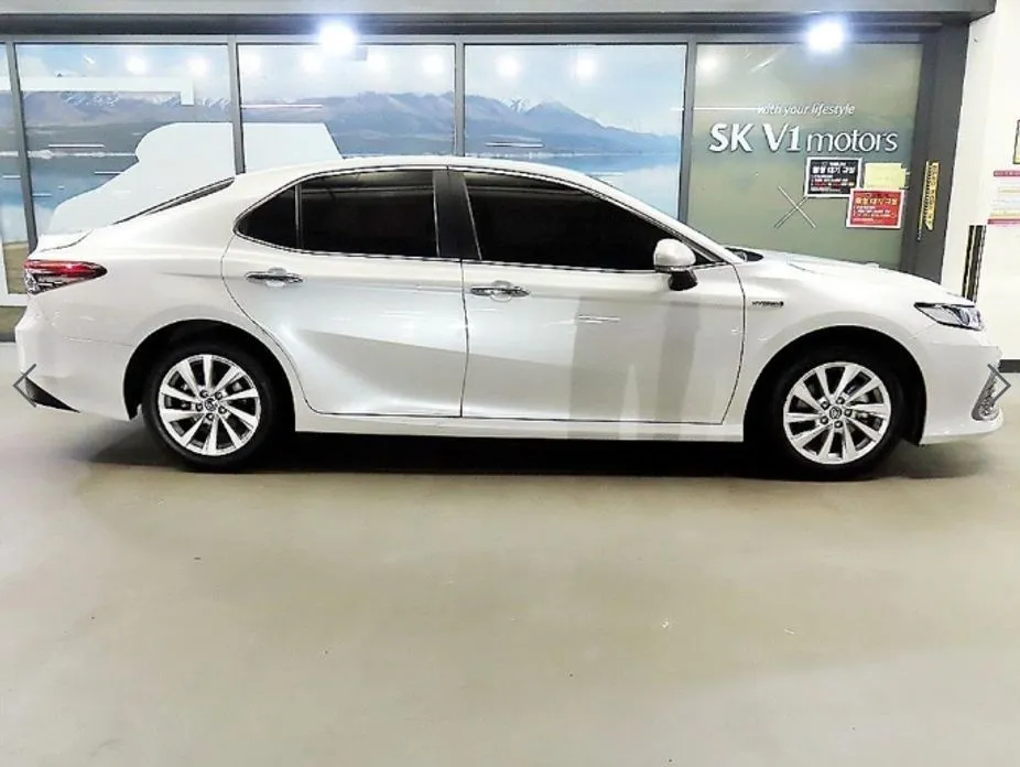 Toyota Camry 2023 из KR, фото 5