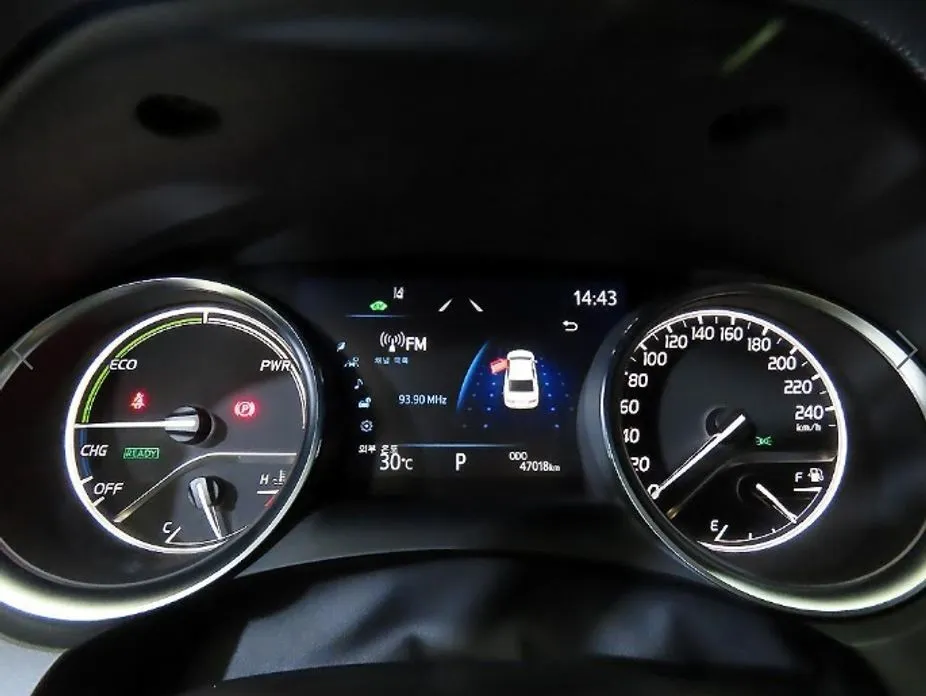 Toyota Camry 2023 из KR, фото 6