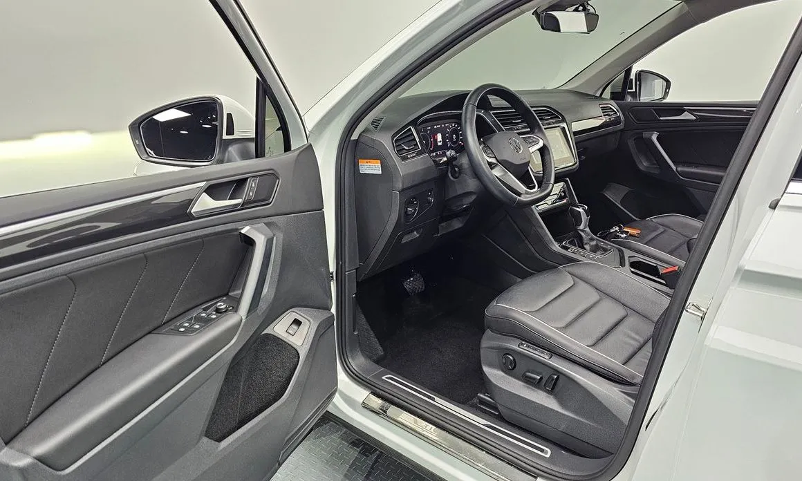 Volkswagen Tiguan 2022 из KR, фото 2