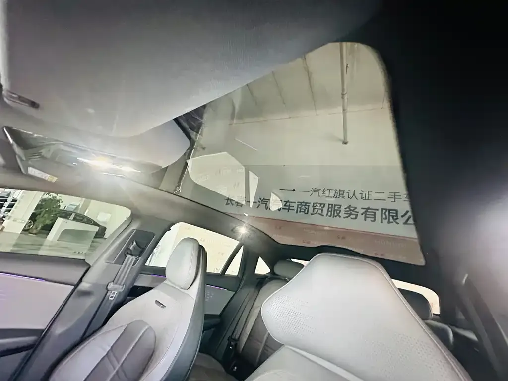 Hongqi EH7 2024 из CN, фото 3