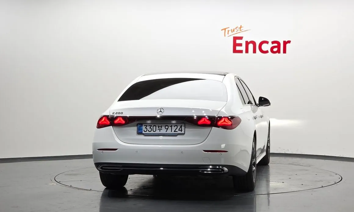 Mercedes-Benz E-Class 2025 из KR, фото 5