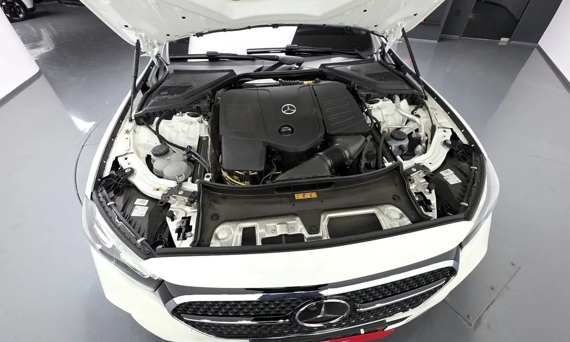 Mercedes-Benz E-Class 2025 из KR, фото 9