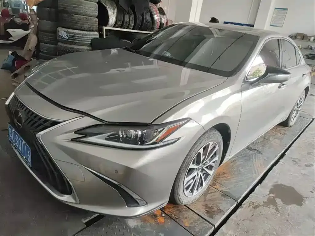 Lexus ES — фото 2