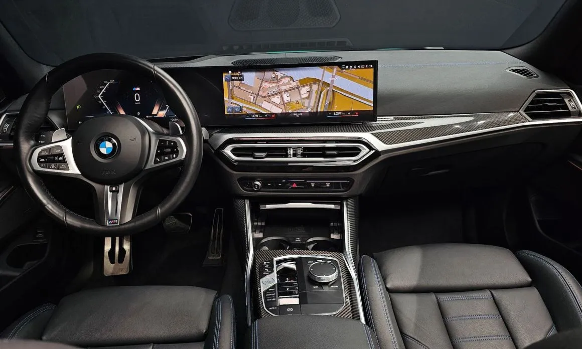 BMW 3-Series 2024 из KR, фото 4