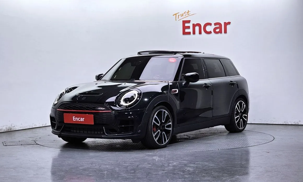 Mini Clubman — фото 1