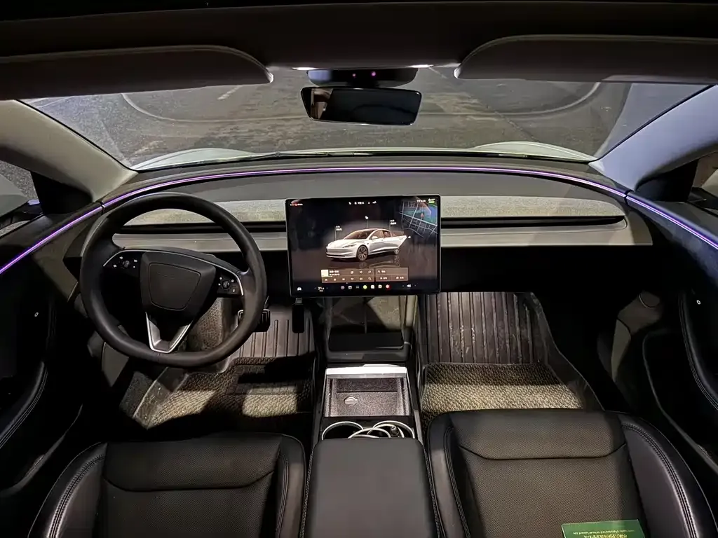 Tesla Model 3 — фото 2