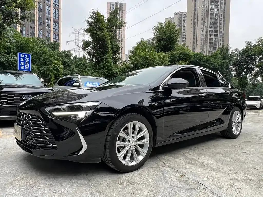 Buick Regal — фото 1
