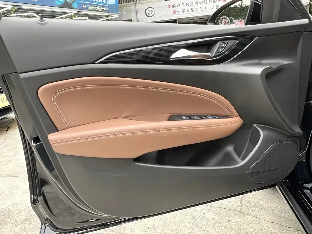 Buick Regal — фото 2