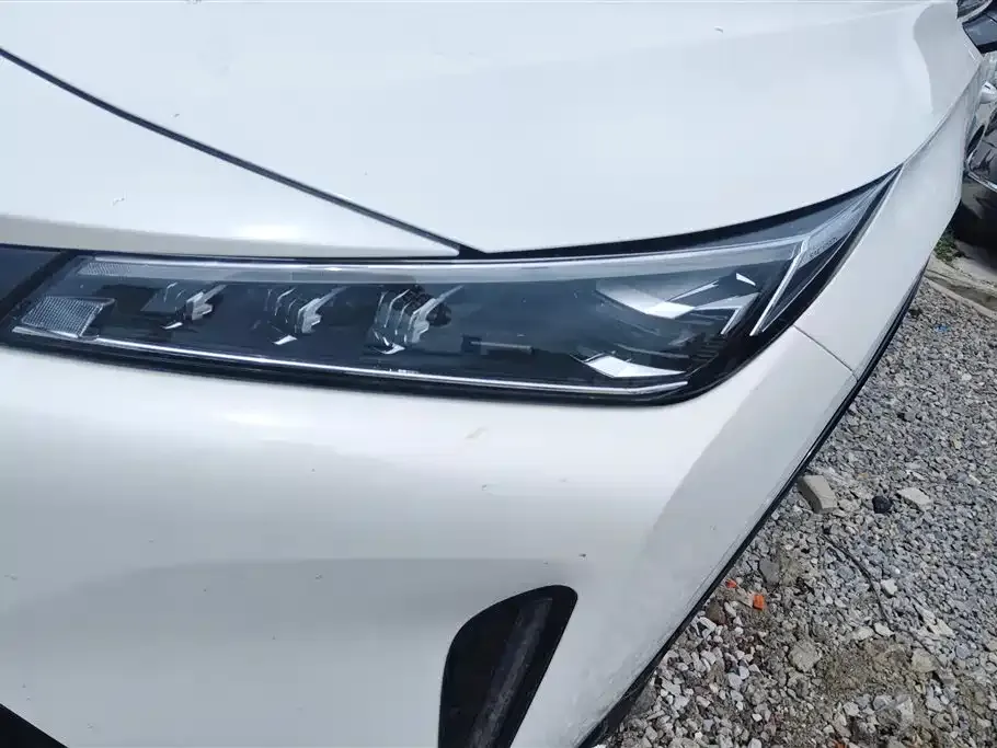 Roewe D5X DMH 2024 из CN, фото 4