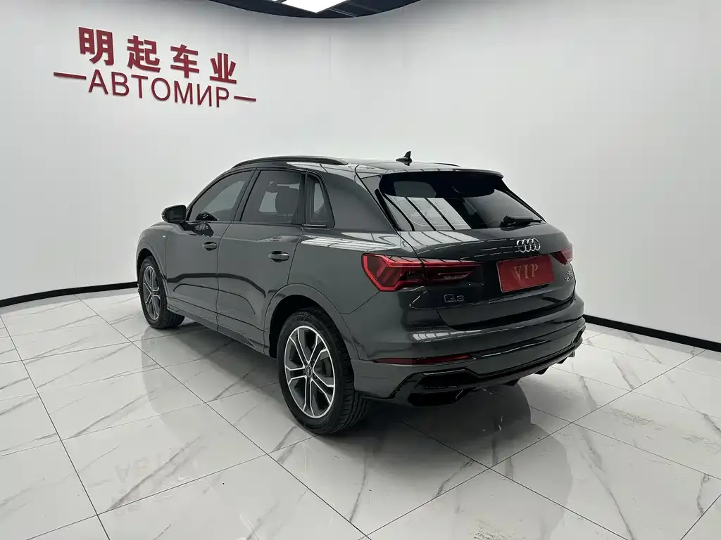 Audi Q3 — фото 3