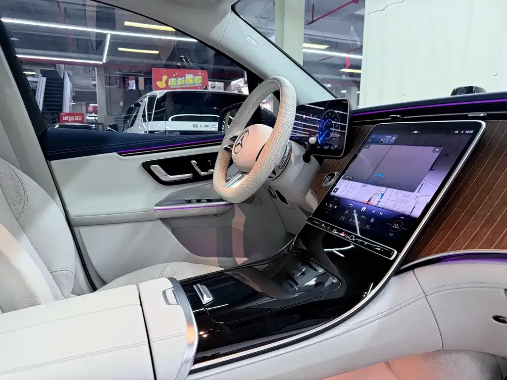 Mercedes-Benz EQE SUV 2023 из CN, фото 7