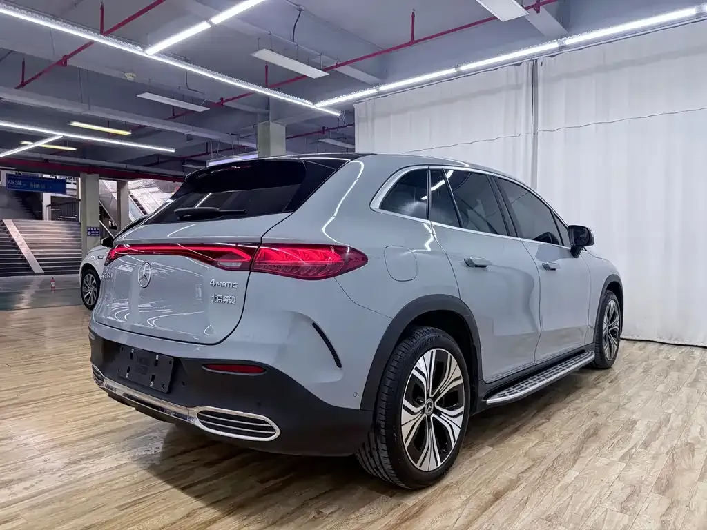 Mercedes-Benz EQE SUV 2023 из CN, фото 6