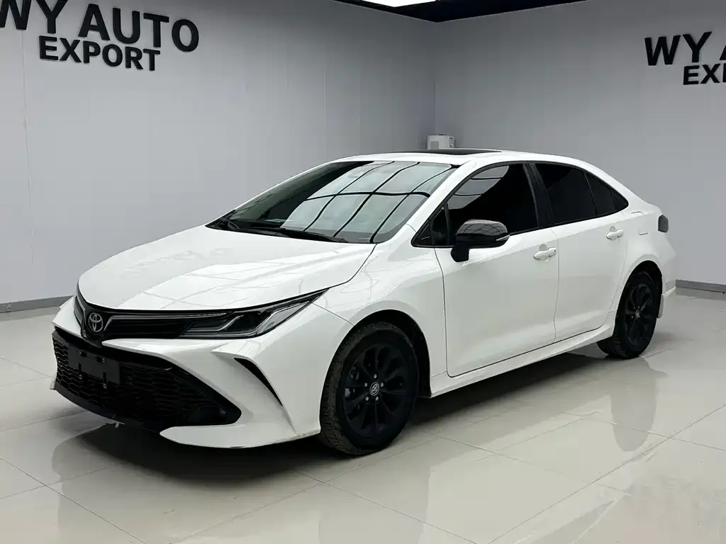 Toyota Corolla — фото 1