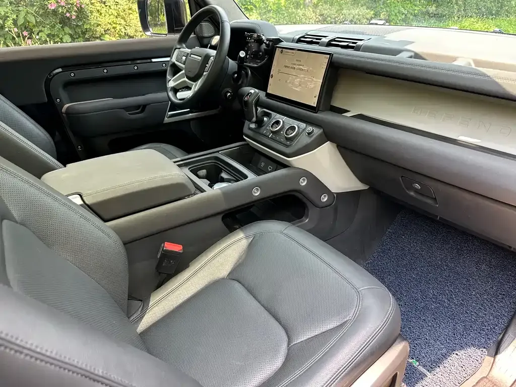 Land Rover Defender — фото 4