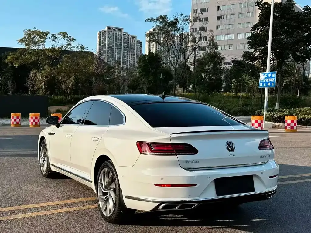 Volkswagen CC — фото 5