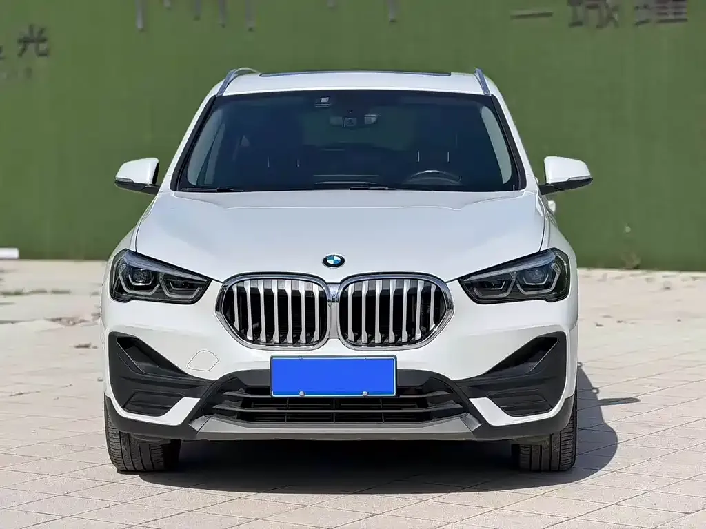 BMW X1 — фото 2