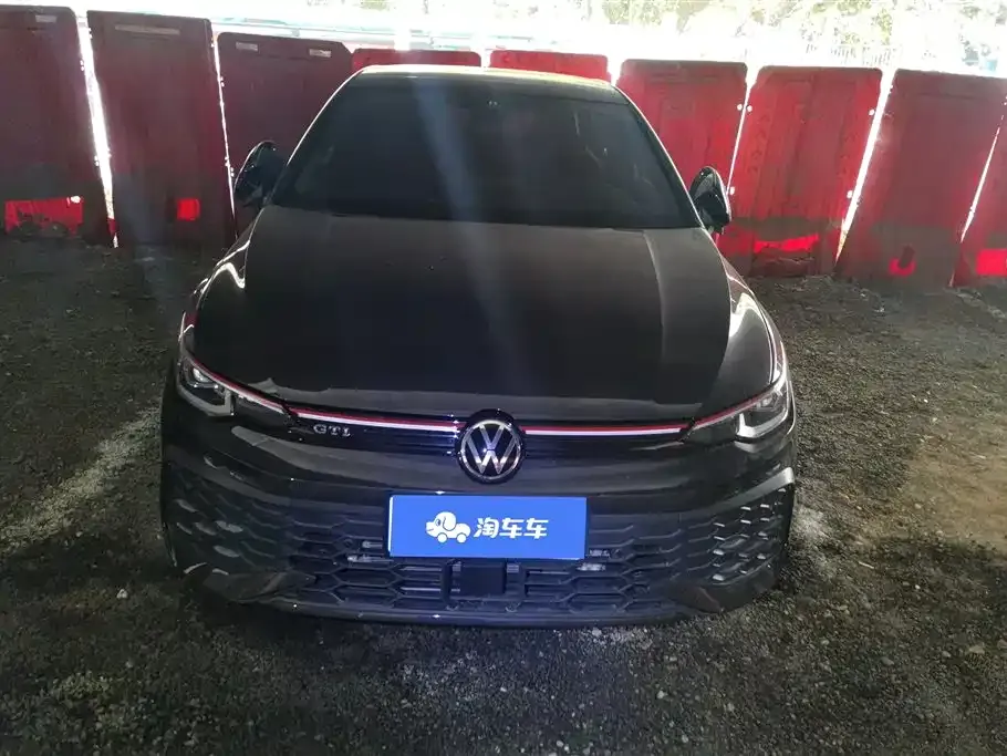 Volkswagen Golf GTI — фото 4