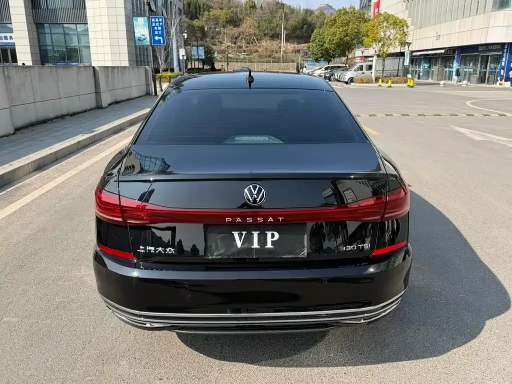 Volkswagen Passat — фото 5