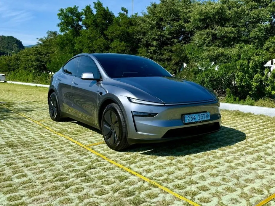 Tesla Model Y — фото 5