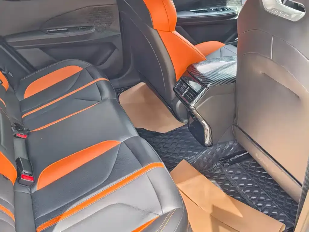 Changan UNI-V 2024 из CN, фото 4