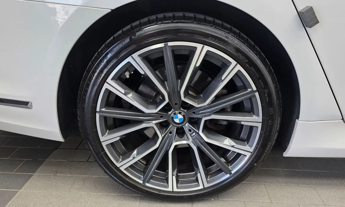 BMW 7-Series 2022 из KR, фото 8