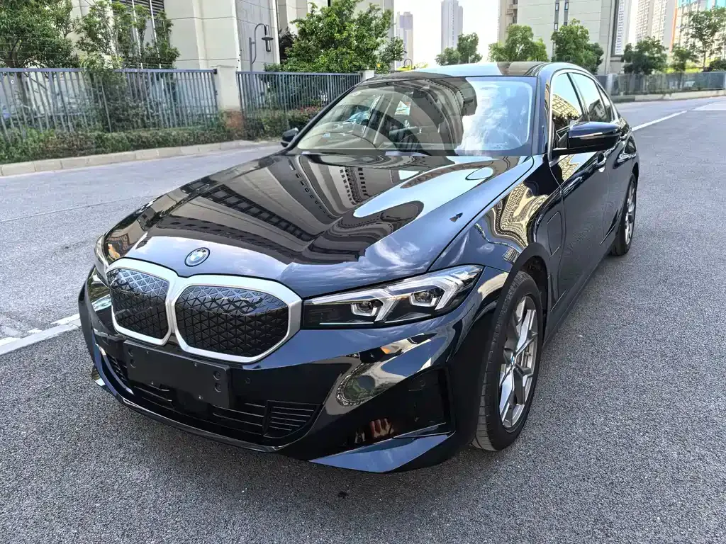 BMW i3 — фото 1