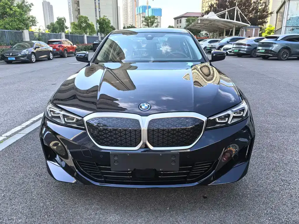 BMW i3 — фото 7