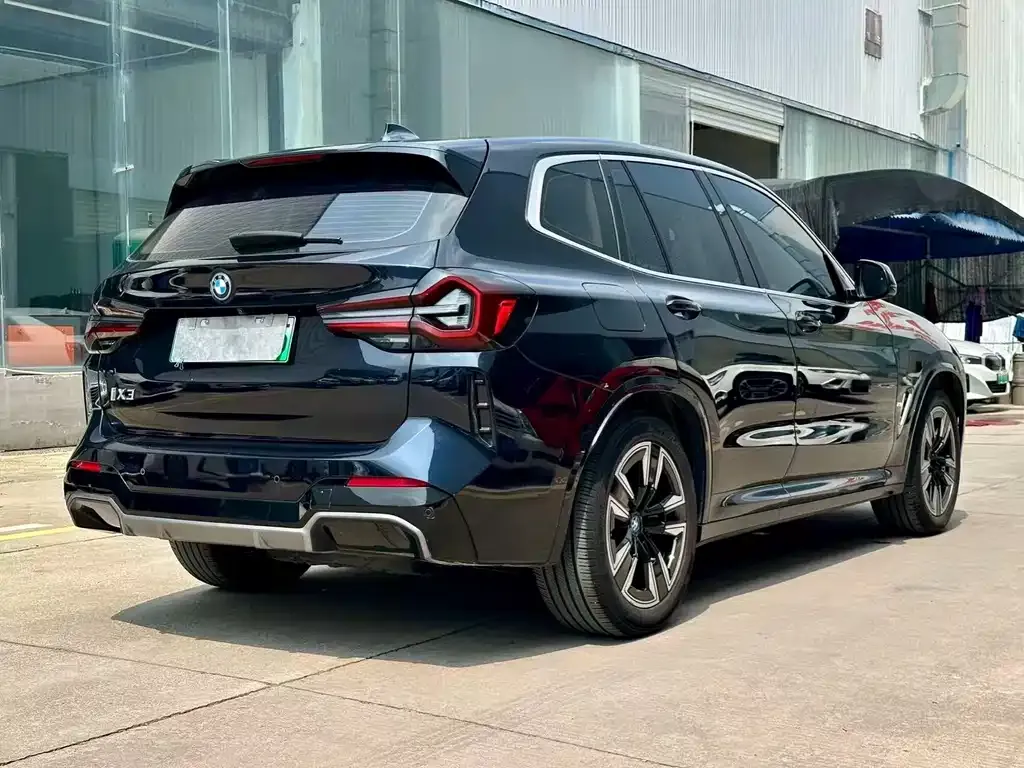 BMW iX3 2023 из CN, фото 7