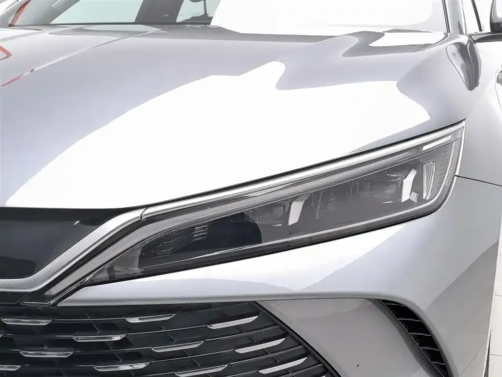 BYD Qin L — фото 10