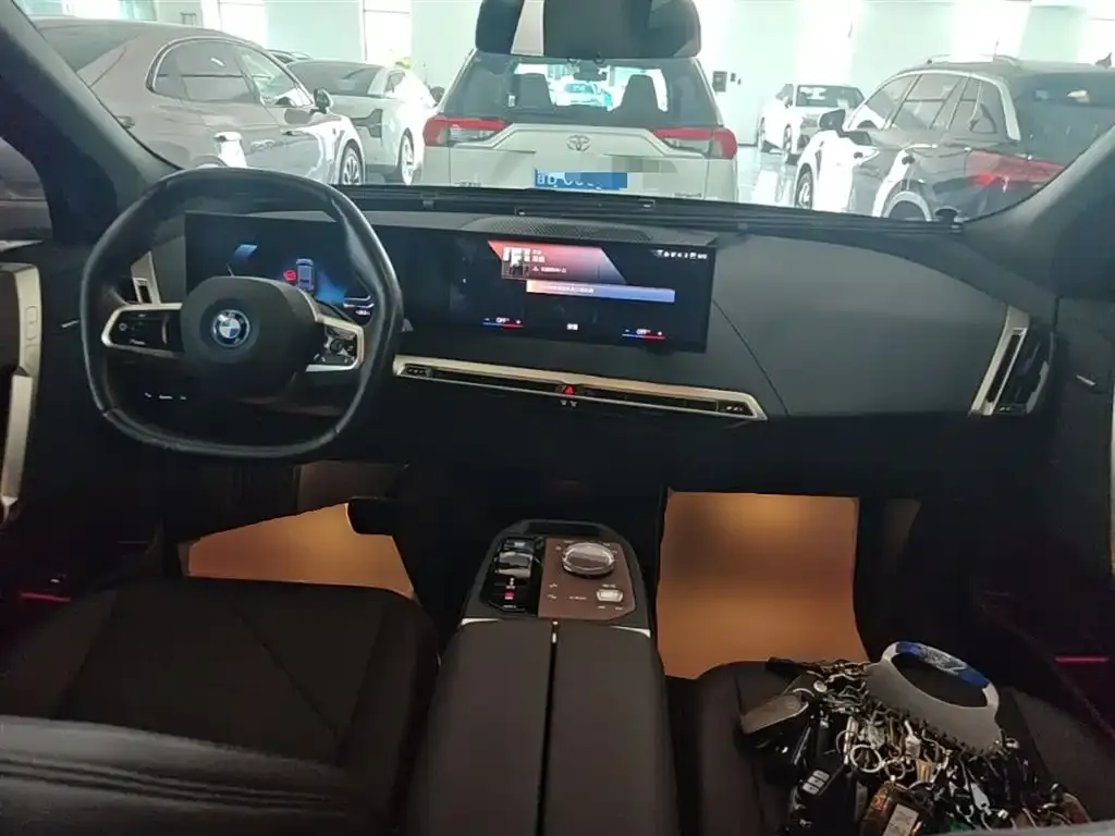 BMW iX 2023 из CN, фото 3