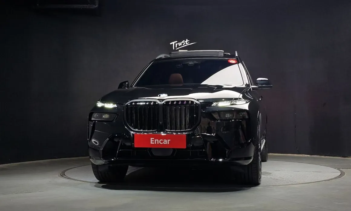 BMW X7 — фото 6