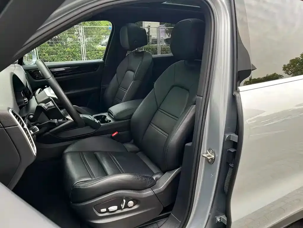 Porsche Cayenne 2021 из CN, фото 10