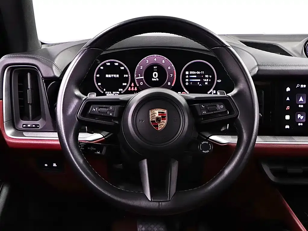 Porsche Cayenne — фото 4