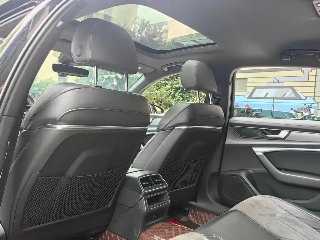 Audi A6L 2021 из CN, фото 10