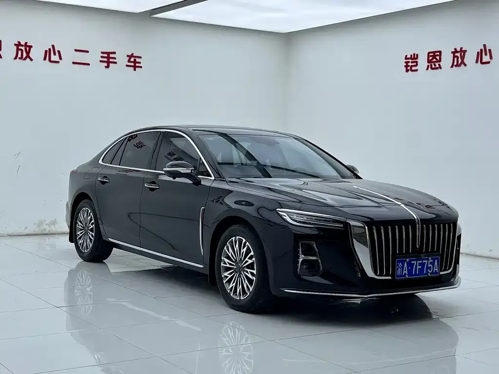 Hongqi H5 — фото 4