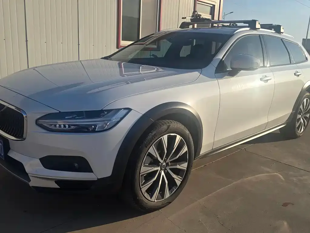 Volvo V90
