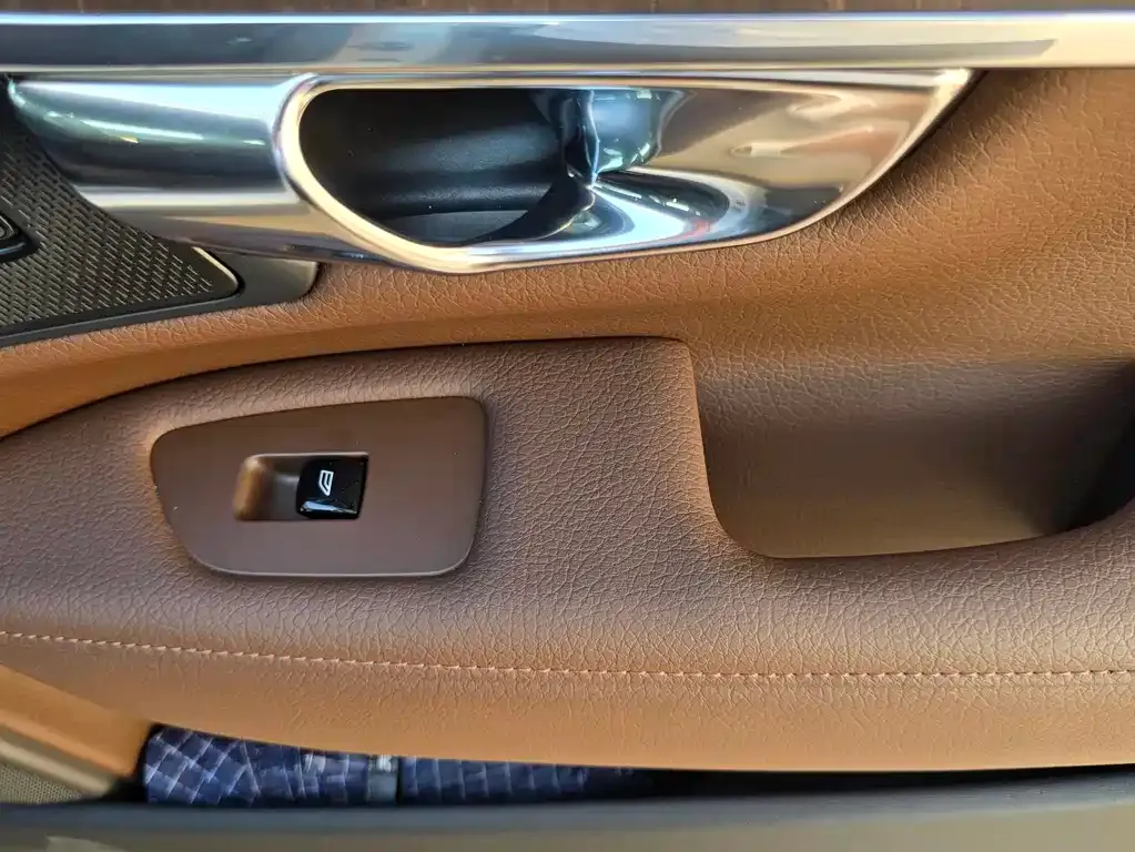 Volvo V90 2021 из CN, фото 5