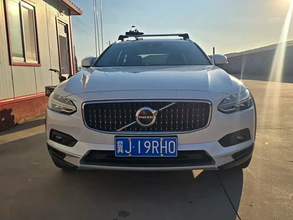 Volvo V90 2021 из CN, фото 3