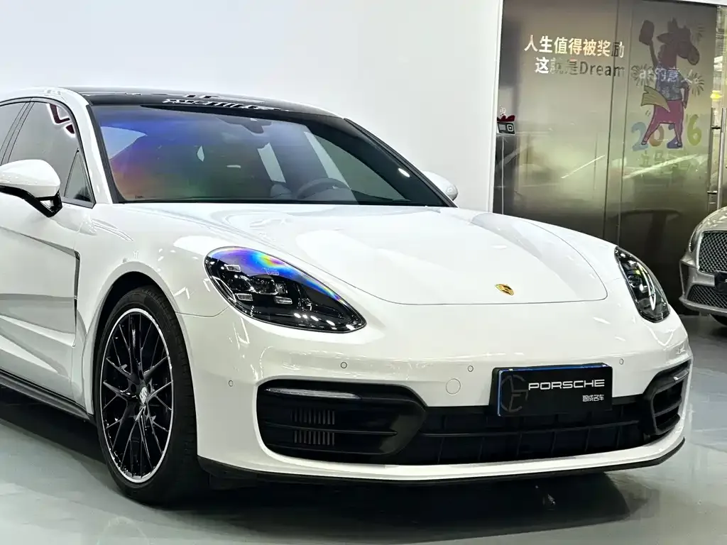 Porsche Panamera — фото 6