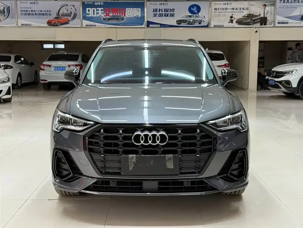 Audi Q3 — фото 10