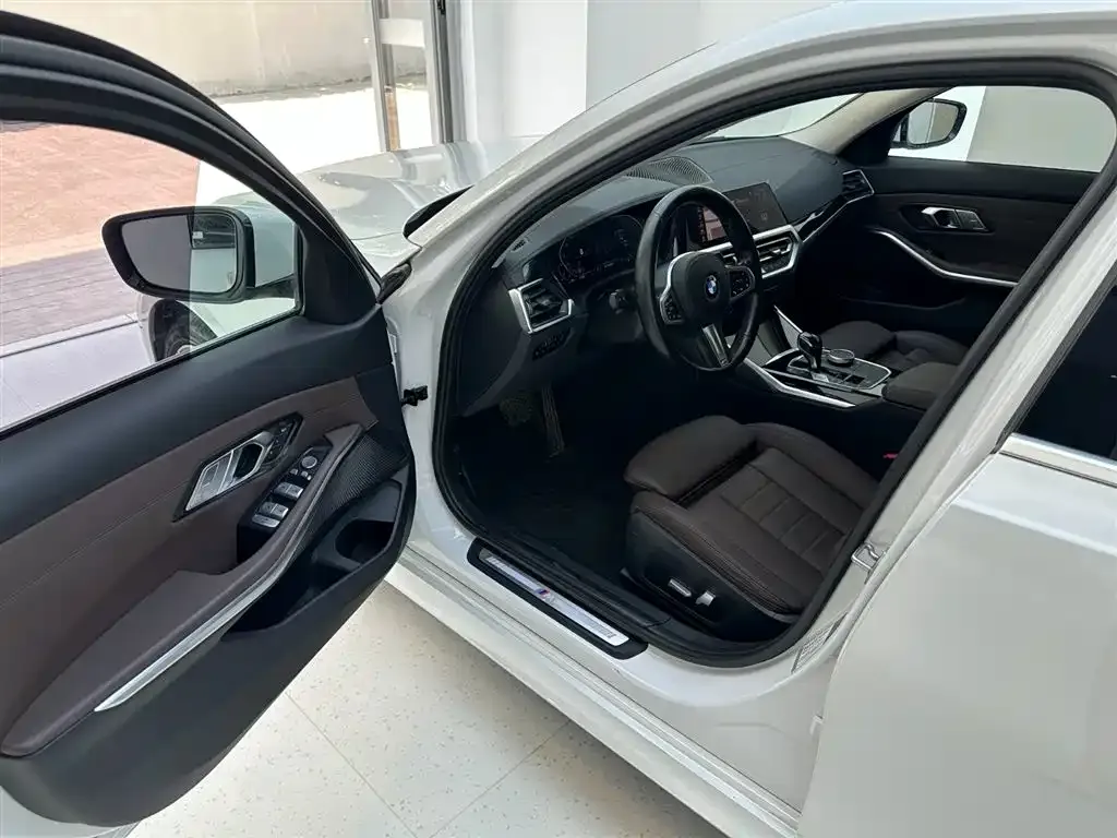 BMW 3 Series 2021 из CN, фото 5